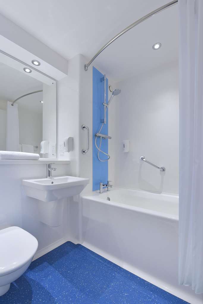 Travelodge Basildon Pokój zdjęcie